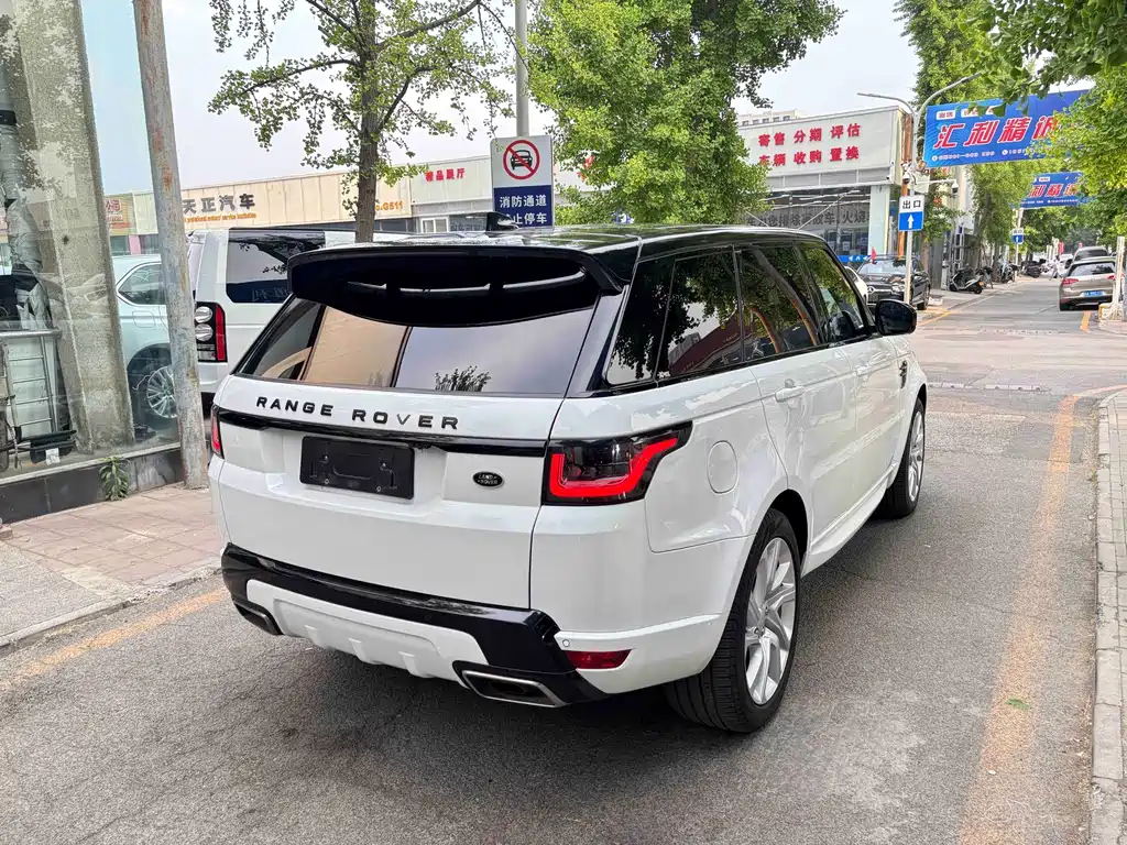 Land Rover Sport 2020 — фото 15