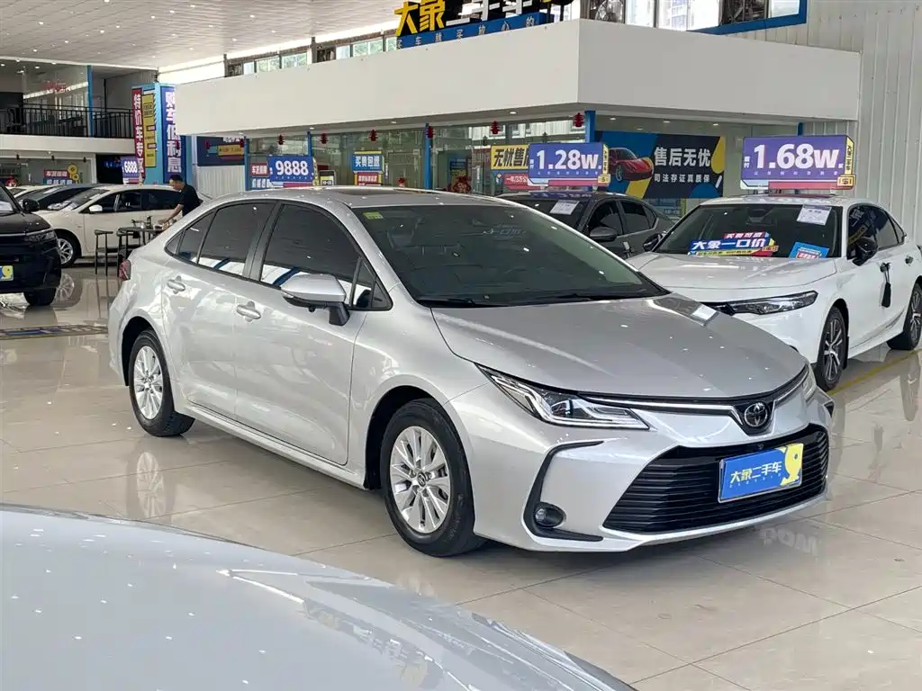Toyota Corolla 2021 — фото 3