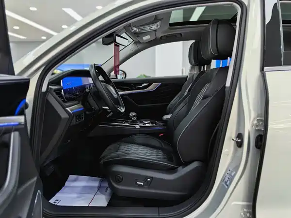 Hongqi HS5 2022