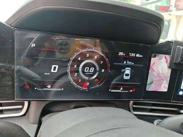 Hyundai Elantra 2022