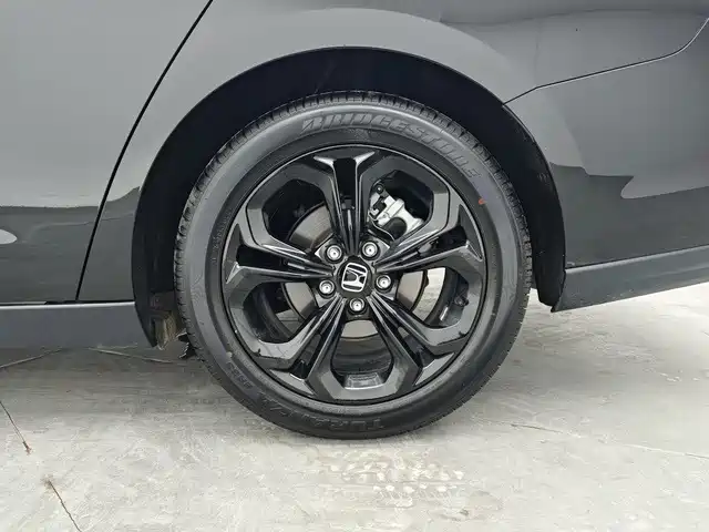 Honda Accord 2025 — фото 11