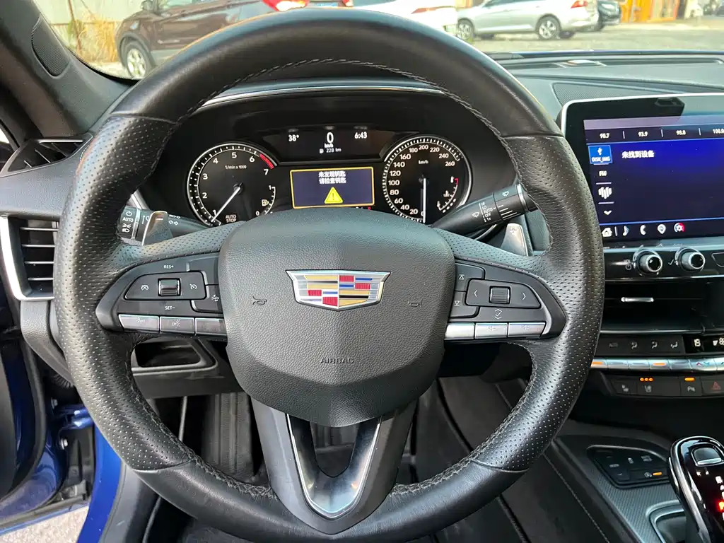 Cadillac CT5 2021 — фото 13