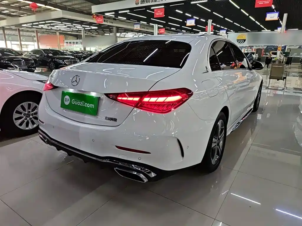 Mercedes-Benz C-Class 2023 — фото 7