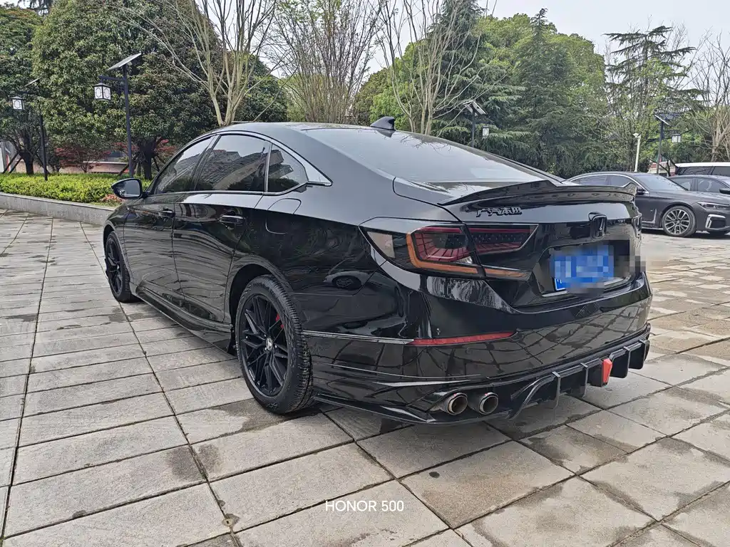 Honda Accord 2022 — фото 17