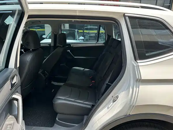 Volkswagen Tiguan L 2019