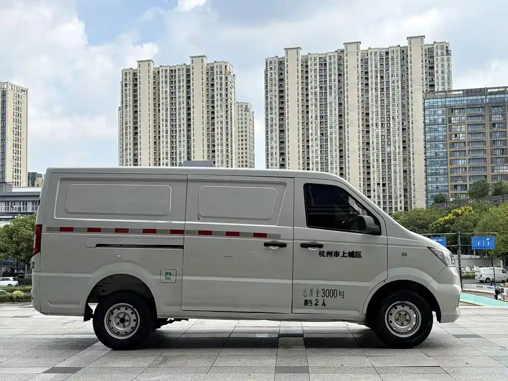 Dongfeng Yufeng EM26 2023 — фото 4