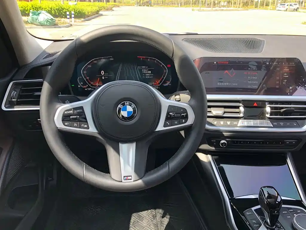 BMW 3 Series 2020 — фото 9