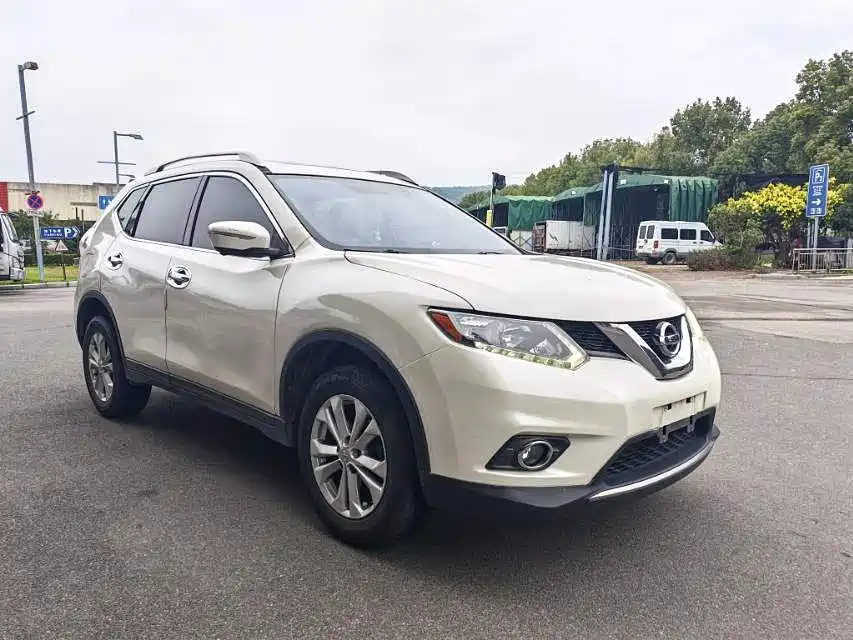 Nissan X-Trail 2015 — фото 3