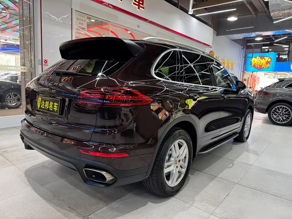 Porsche Cayenne 2016 — фото 15