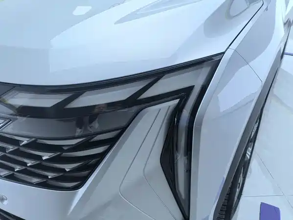 Geely Boyue L 2024
