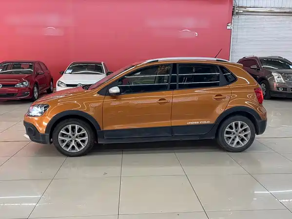 Volkswagen Polo 2015