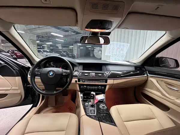 BMW 5 Series 2012