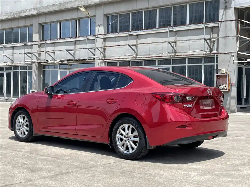 Mazda 3 Axela 2015 — фото 4