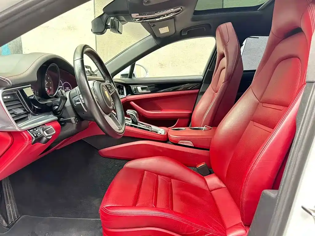 Porsche Panamera 2018 — фото 3