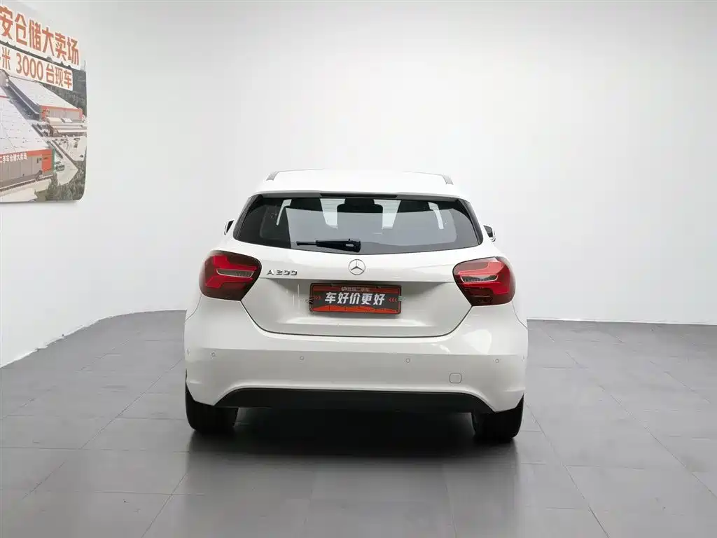 Mercedes-Benz A-Class 2016 — фото 4