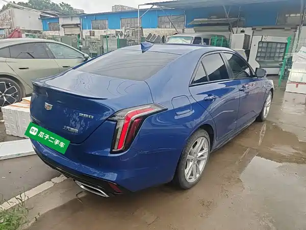 Cadillac CT4 2021