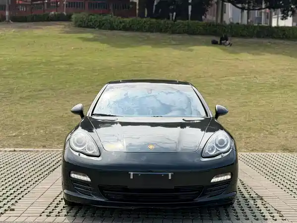Porsche Panamera 2010