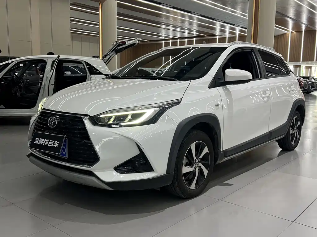 Toyota Yaris L 2020