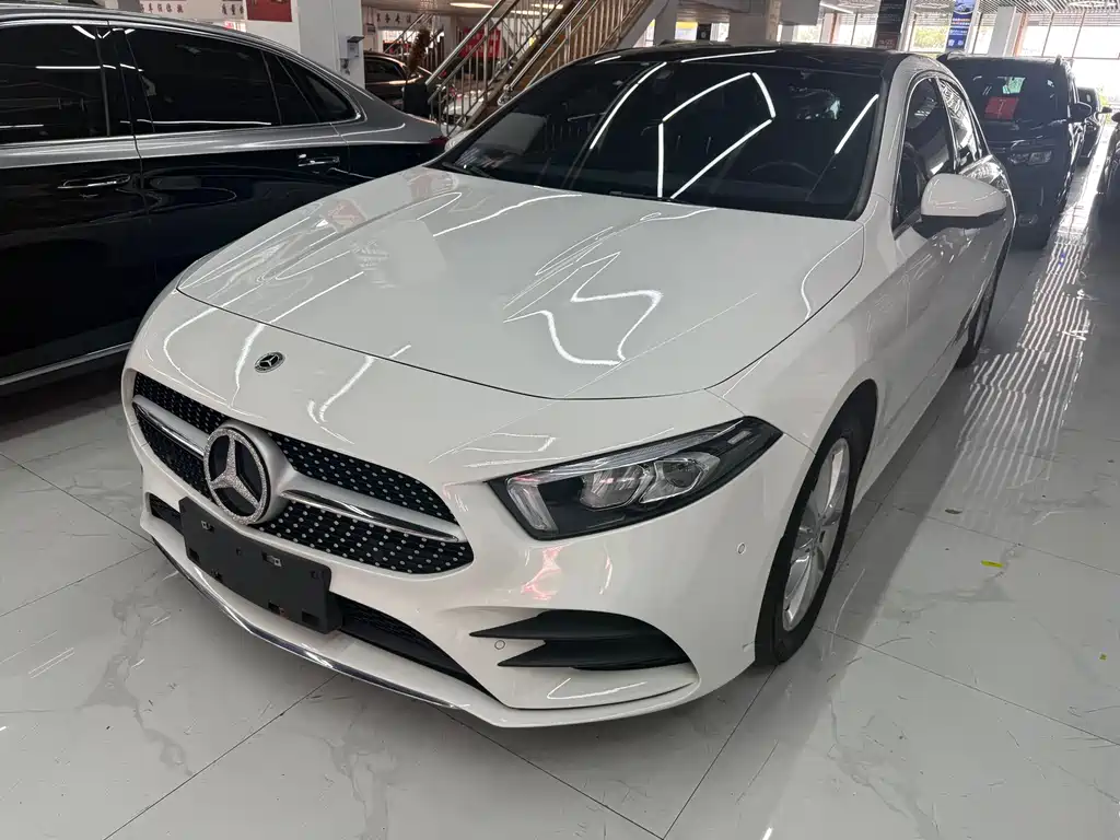 Mercedes-Benz A-Class 2022 — фото 1
