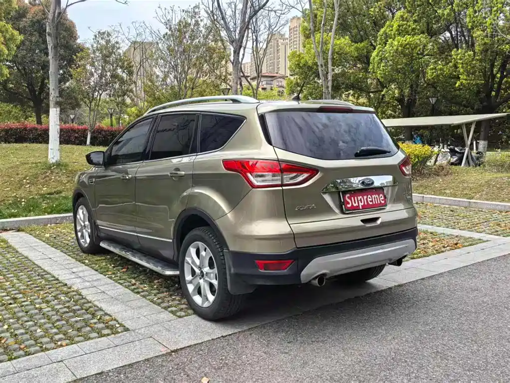 Ford Kuga 2014 — фото 5