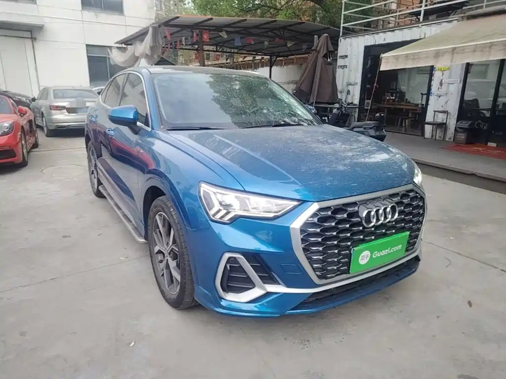 Audi Q3 Sportback 2021 — фото 22