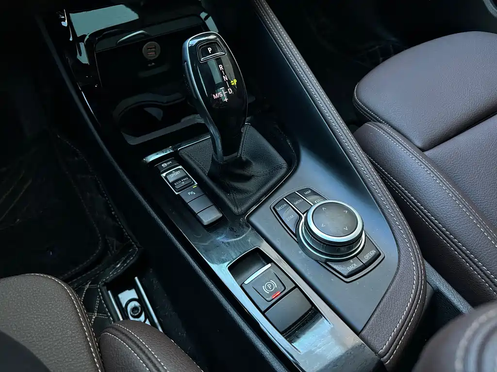 BMW X1 2021 — фото 12