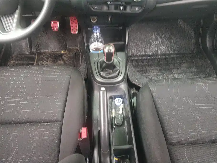 Honda Fit 2018 — фото 16