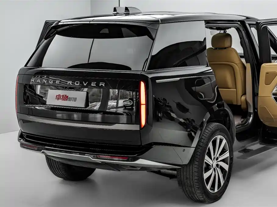 Land Rover Range Rover 2025 — фото 34