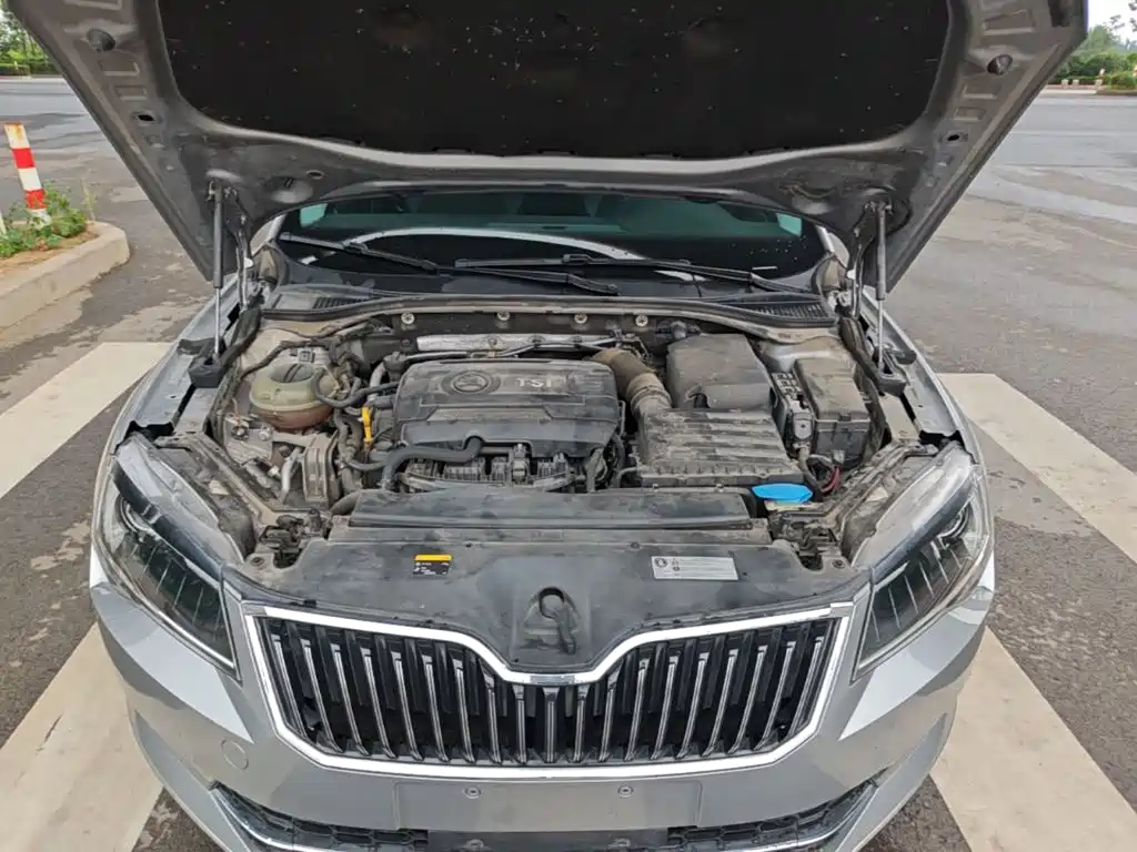 Skoda Superb 2019 — фото 20