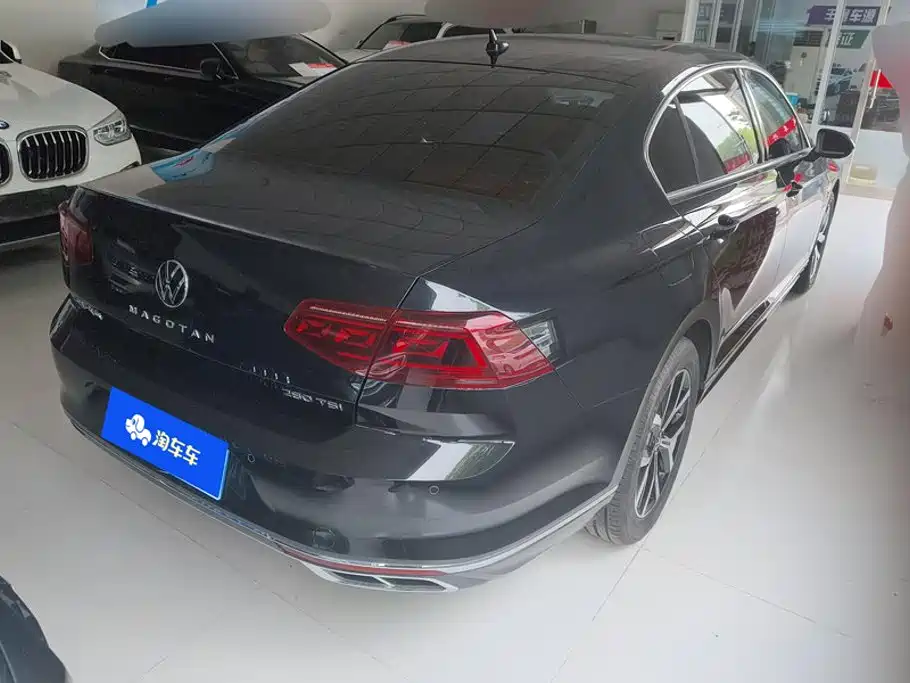 Volkswagen Magotan 2024