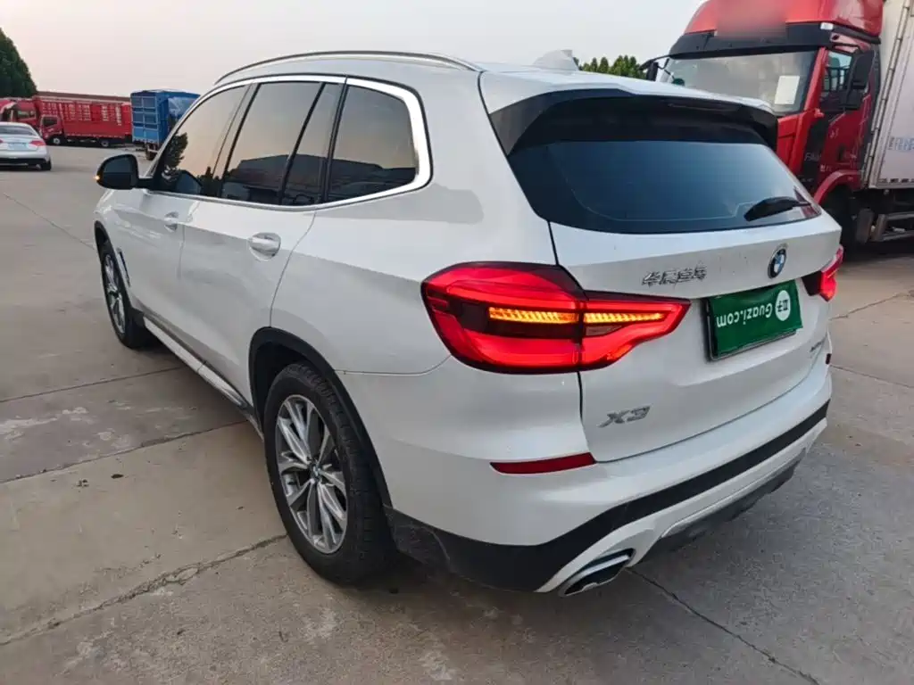 BMW X3 2021