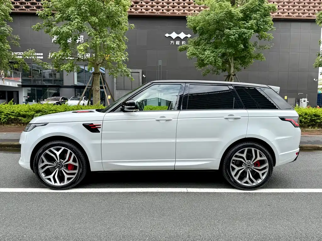 Land Rover Range Rover Sport 2018 — фото 4