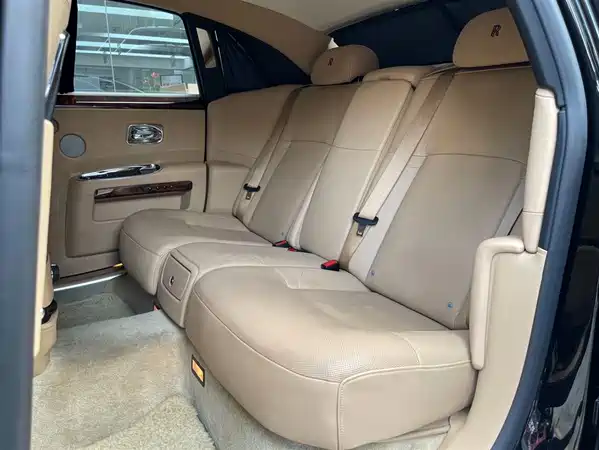 Rolls-Royce Ghost 2013