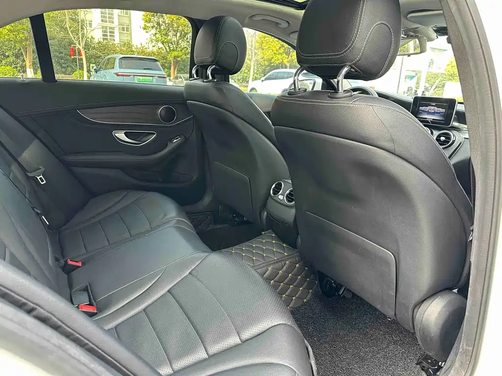 Mercedes-Benz C-Class 2015 — фото 6