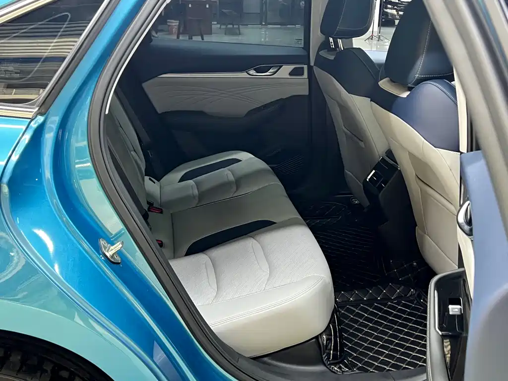 Geely Xingrui 2021 — фото 10