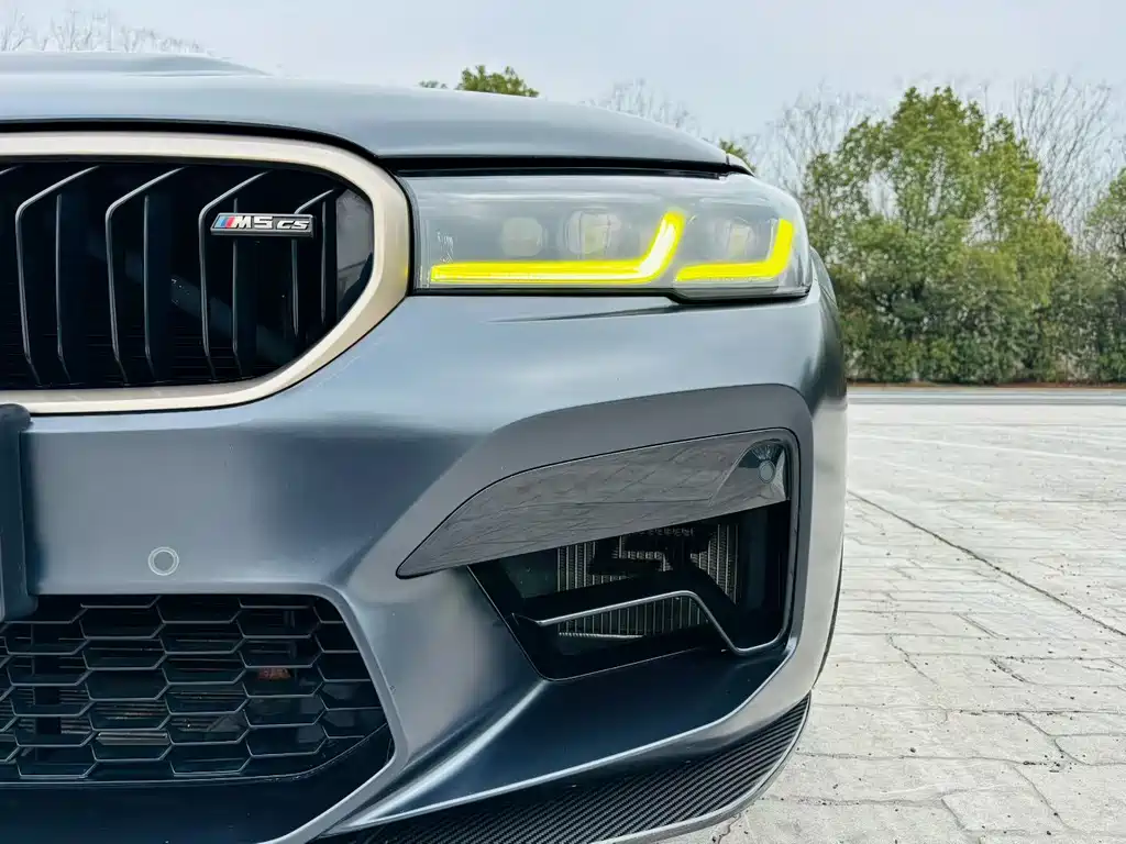 BMW M5 2018 — фото 4