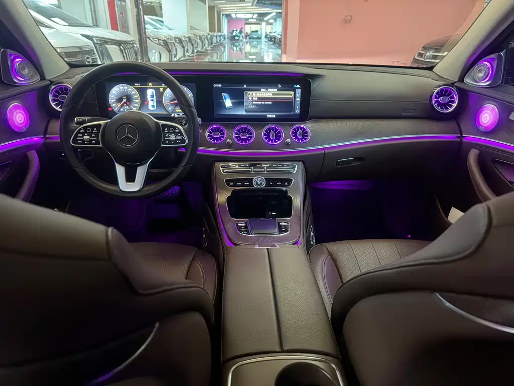 Mercedes-Benz E-Class 2019 — фото 7