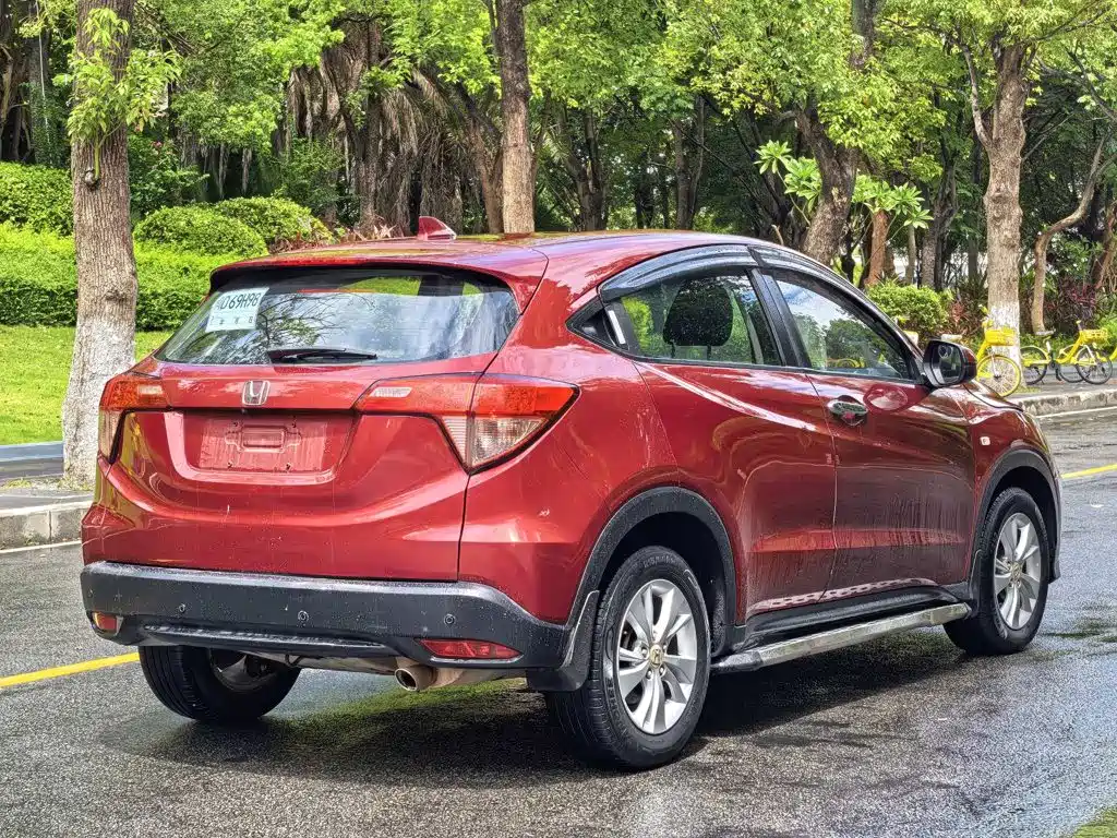 Honda Vezel 2015