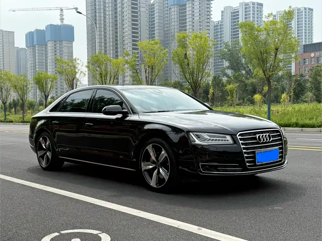 Audi A8 2014