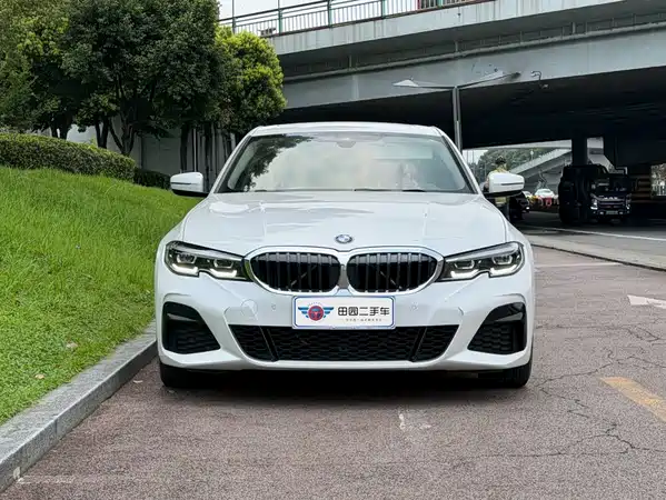 BMW 3 Series 2022