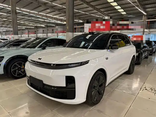 Li Auto L7 2024