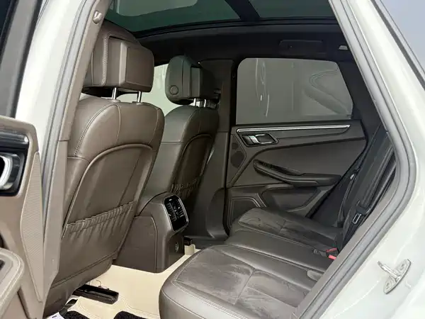Porsche Macan 2017