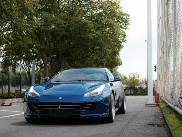 Ferrari GTC4Lusso 2018