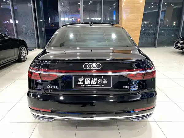 Audi A8 2021