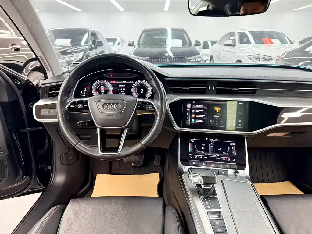 Audi A6L 2021 — фото 17