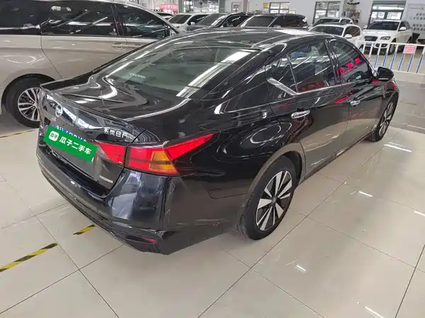 Nissan Teana 2020