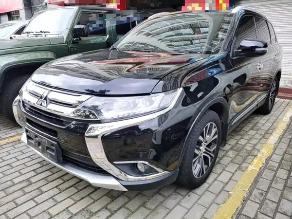 Mitsubishi Outlander 2017