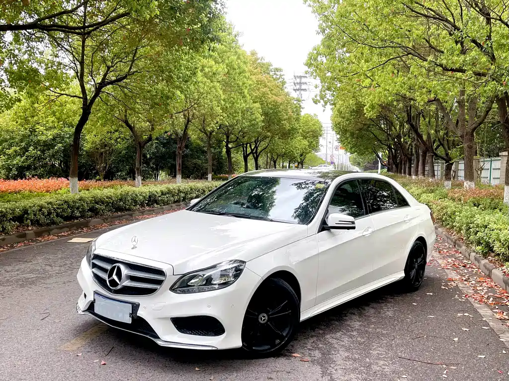 Mercedes-Benz E-Class 2015 — фото 3