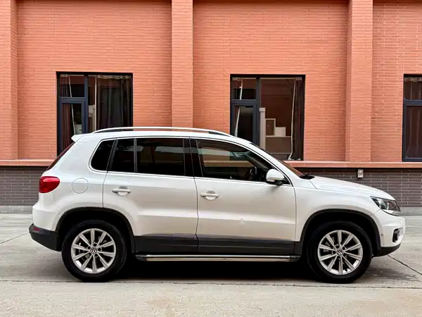 Volkswagen Tiguan 2012