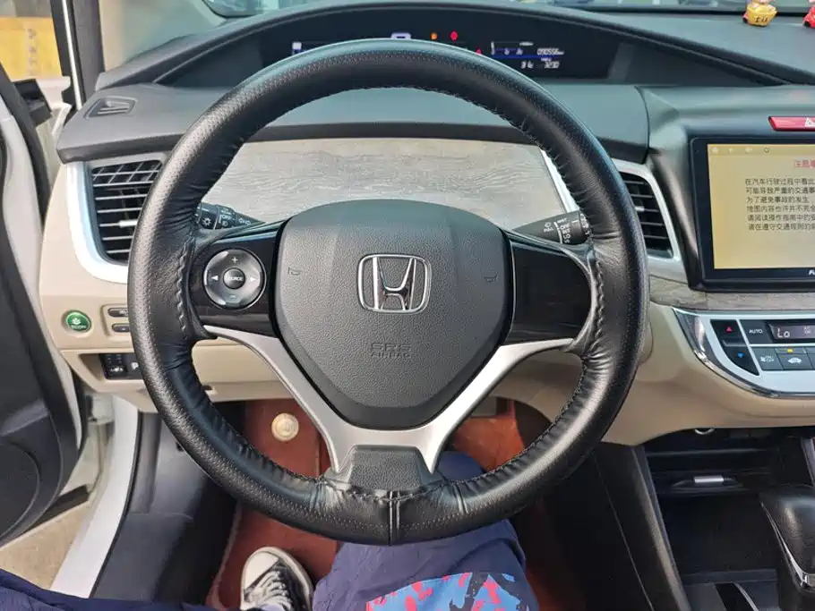 Honda Jade 2018 — фото 15